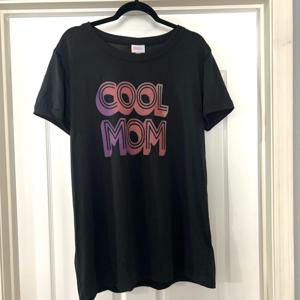 Lularoe Liv tee size XL NWOT